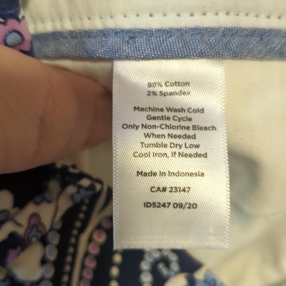 Talbots Blue Floral Perfect Crops - Picture 8 of 8